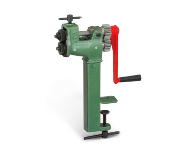 Portable flanging machine